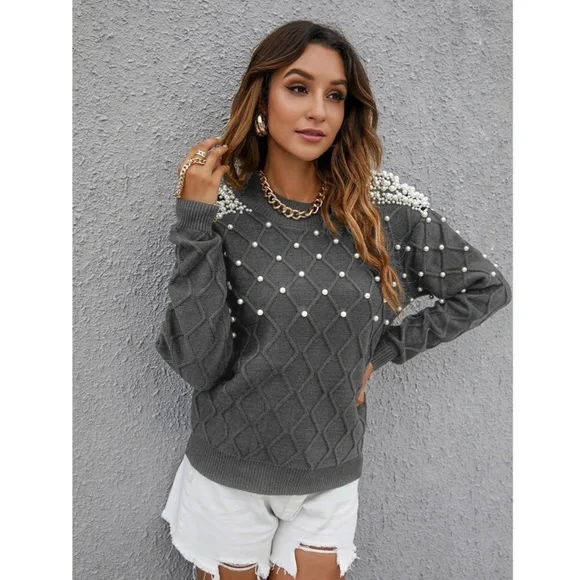 Pearl Embellished Grey Knit Textured Sweater - Picture 4 of 8